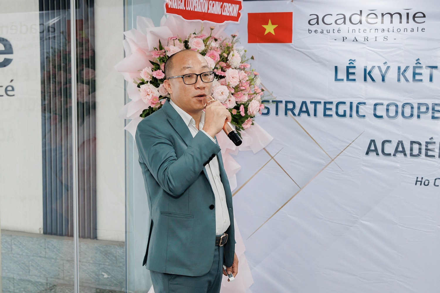 Mr. Nguyễn Văn Quyết – Tổng Giám đốc BKE phát biểu tại buổi lễ 